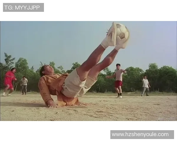 星爷少林足球经典场景再现 大街上走路的幽默与传奇 星爷少林足球经典场景再现 大街上走路的幽默与传奇