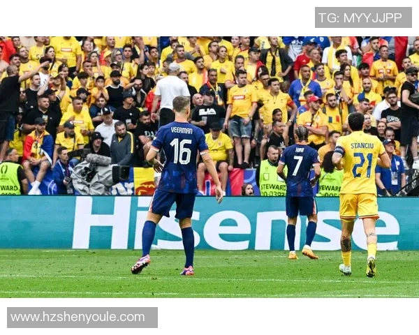 全球最具影响力足球巨星盘点：传奇人物与精彩瞬间全记录